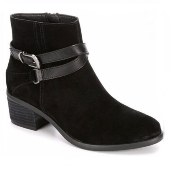 Bjorndal ‘Karla’ Suede Ankle Bootie - Picture 1 of 15